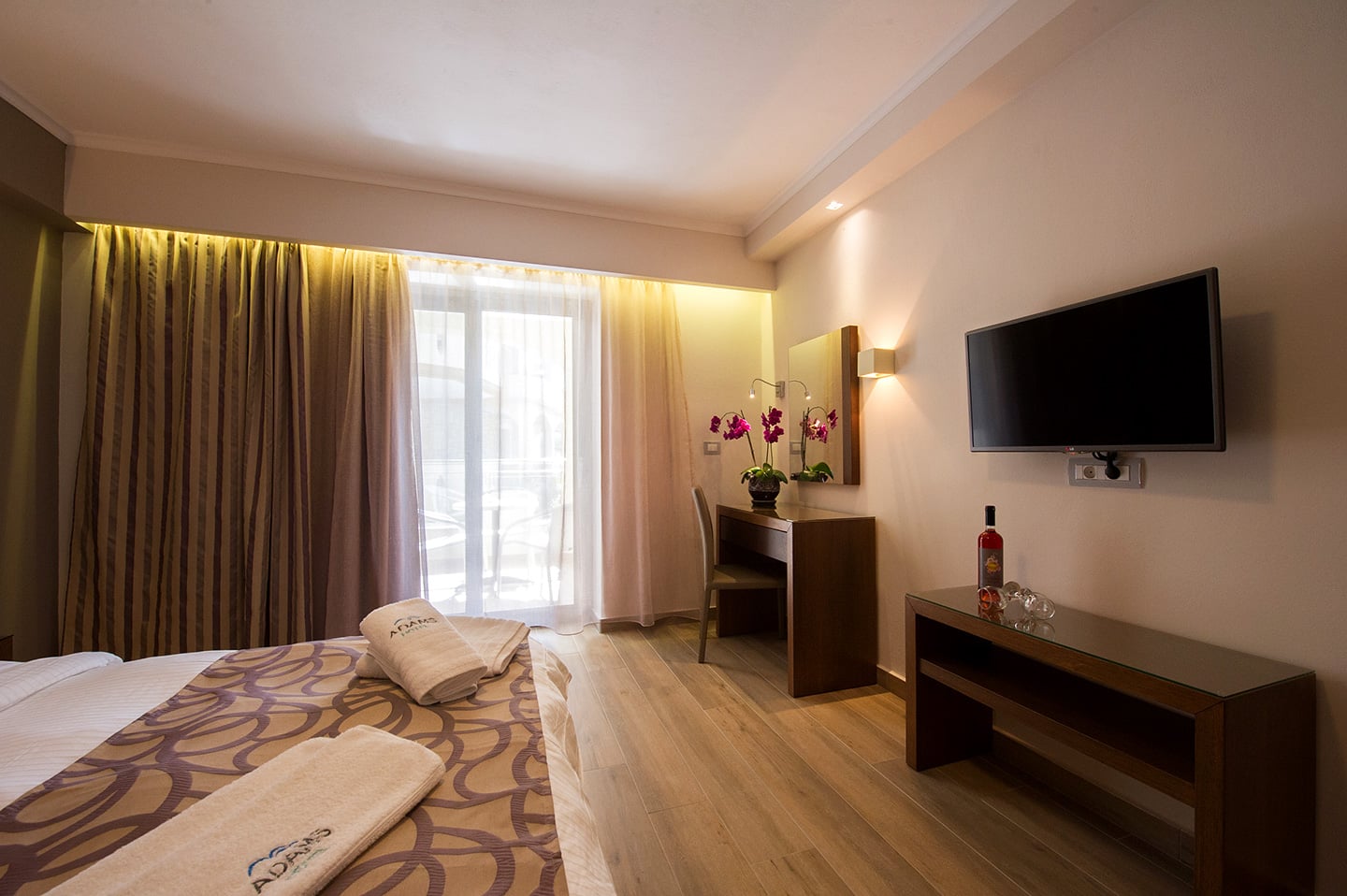 Hotel-Adams-double-deluxe-room.jpg