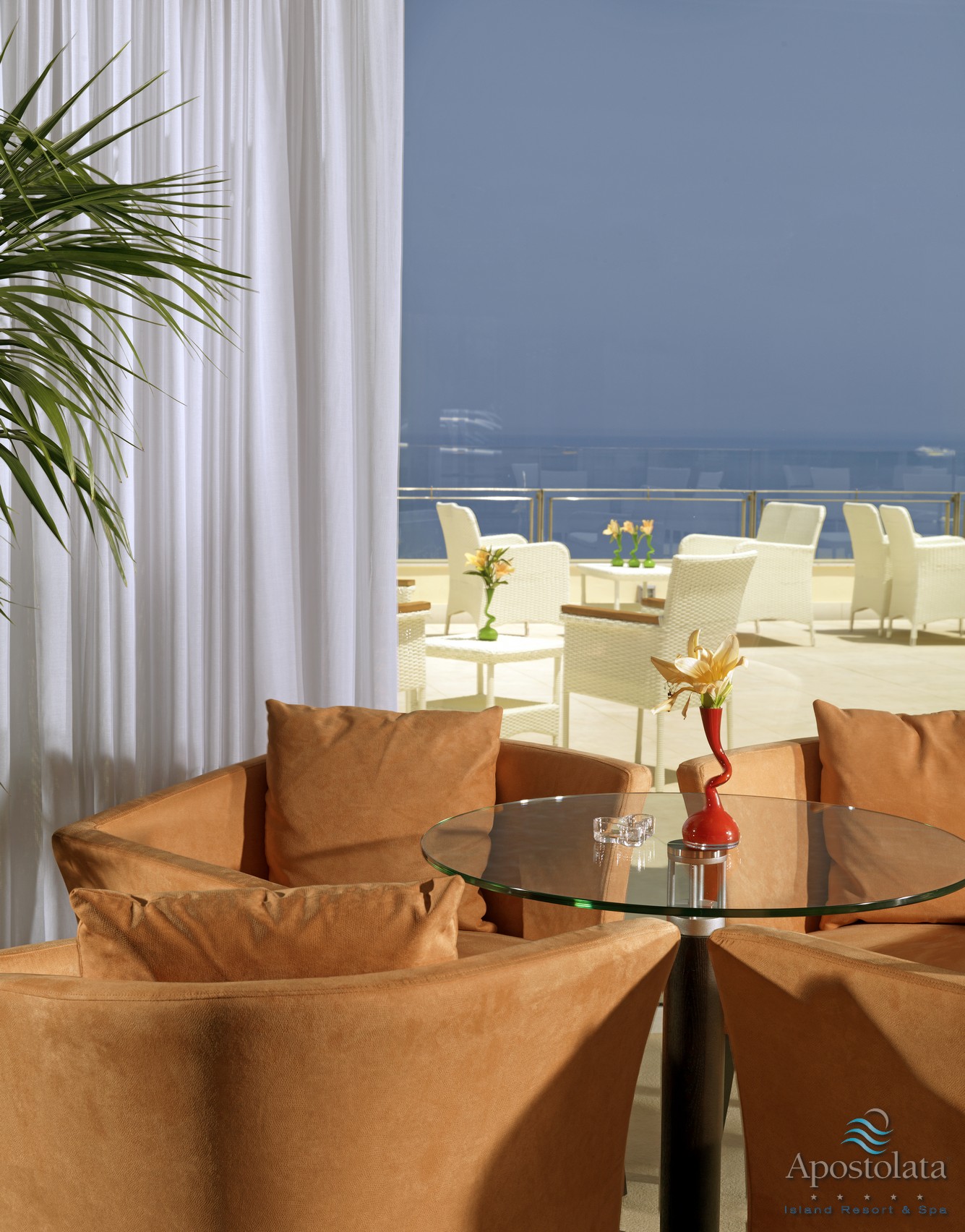 Apostolata Island Resort and Spa-lobi.jpg