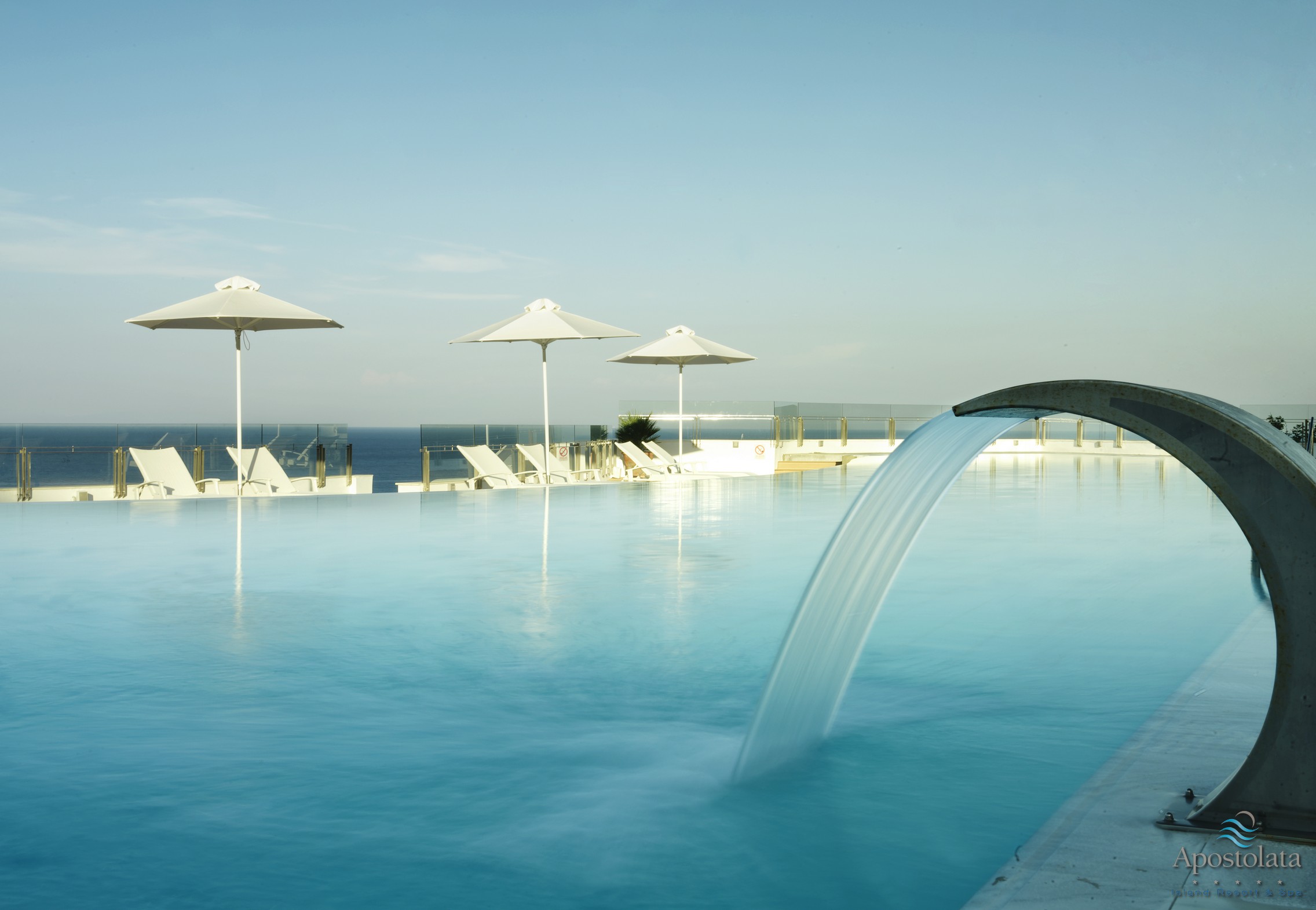 Apostolata Island Resort and Spa-zajednički bazen.jpg