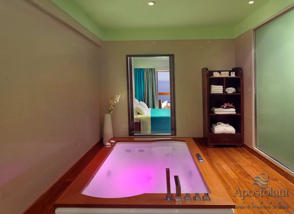 Apostolata Island Resort and Spa-đakuzi.jpg