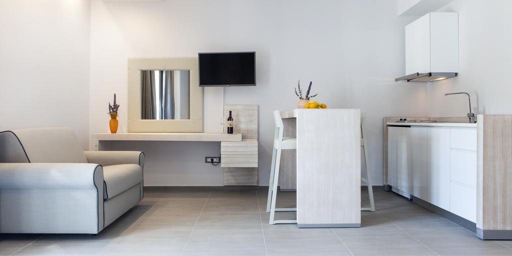 Hotel Aqua Oliva junior suite mountain view.jpg