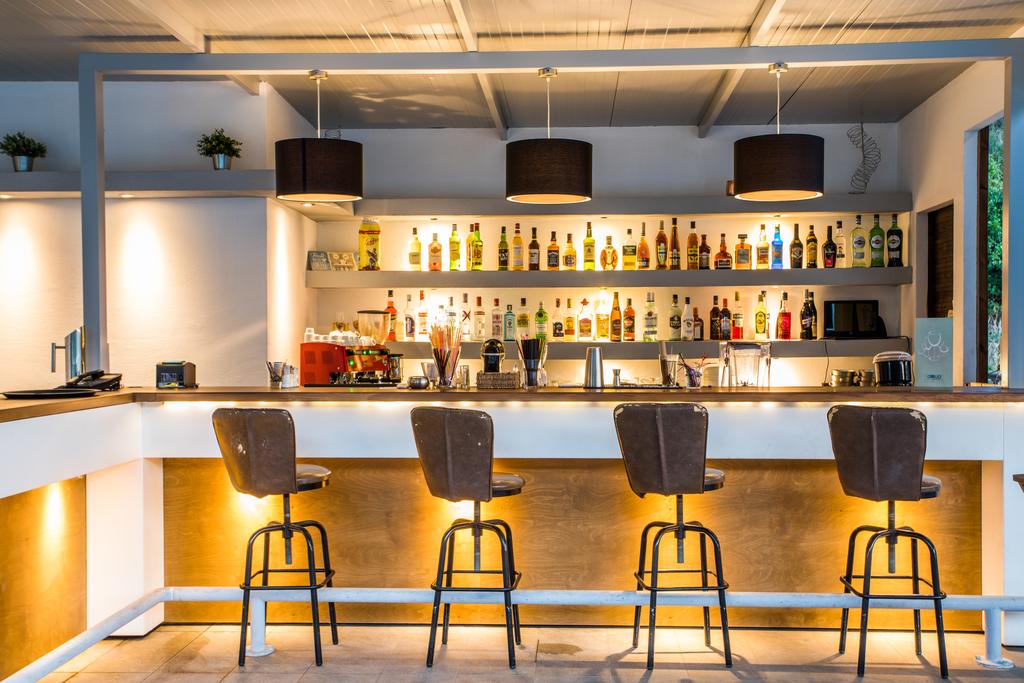 Hotel Aqua Oliva lobby bar.jpg