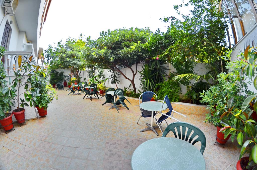 Hotel Aretousa garden.jpg