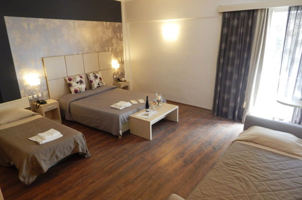 Hotel Arion Corfu quadruple room 1.jpg