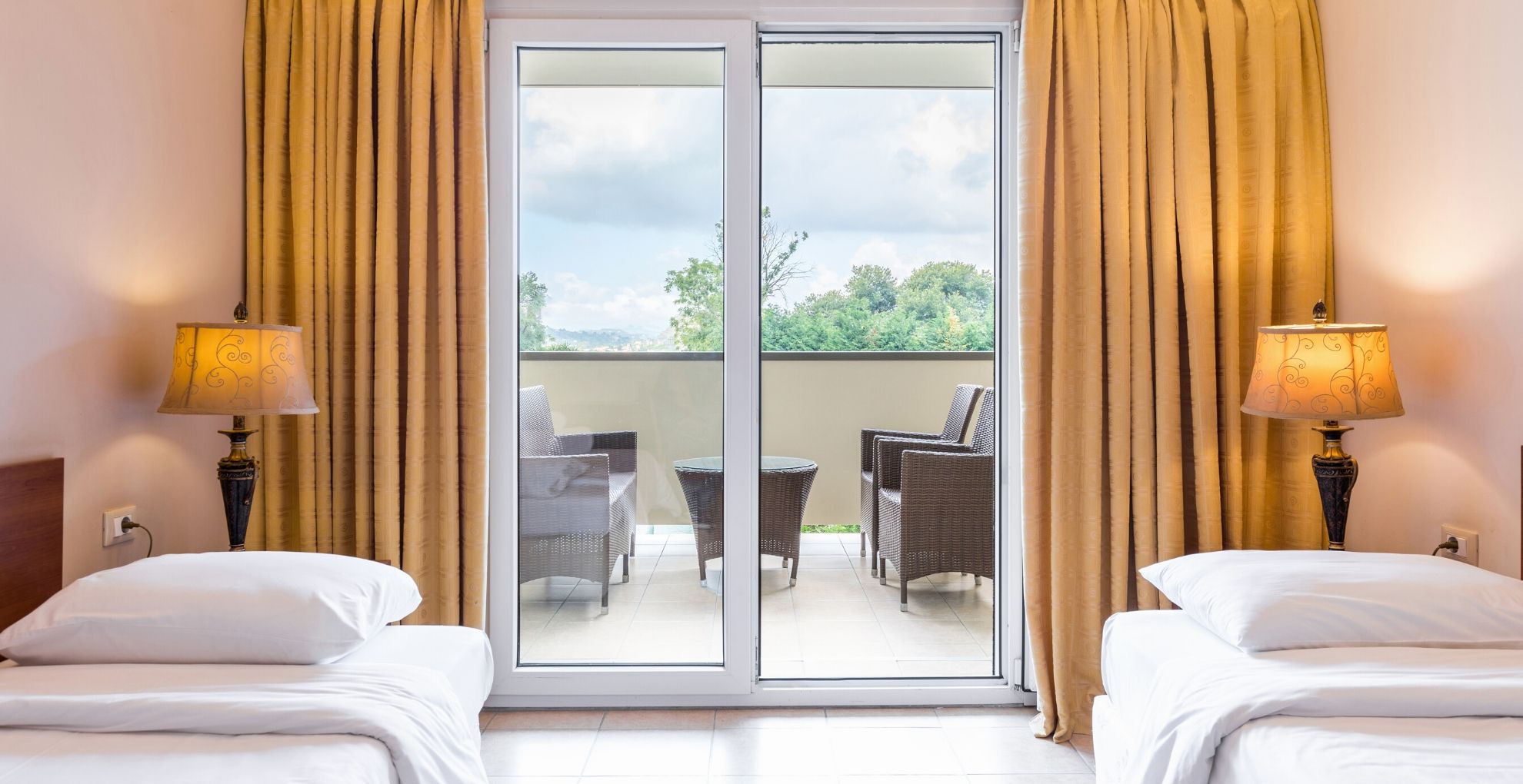Hotel Ariti Grand family room 1.jpg